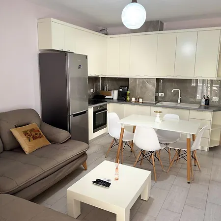 Beexar * Golem (Tirana)